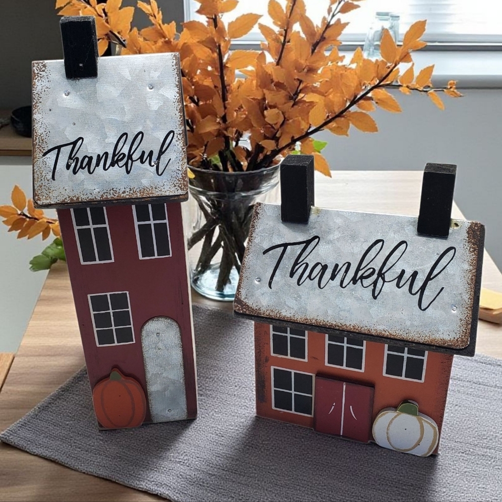 Thankful Decorative Houses Set - Red and Orange With Metal Roofs Fall Decor
